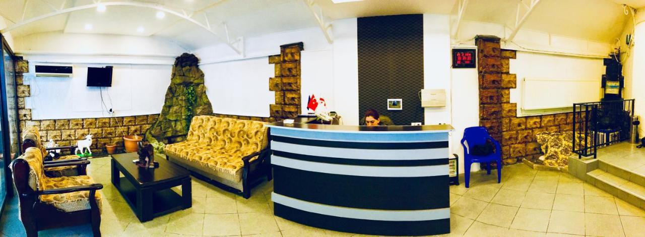 Hotel Nice Tbilisi Eksteriør bilde